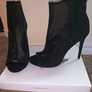 Jessica Simpson Radko Sandal 11 M